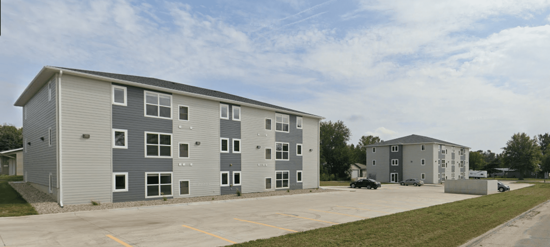 Hawarden Apartment: 1910 Avenue E