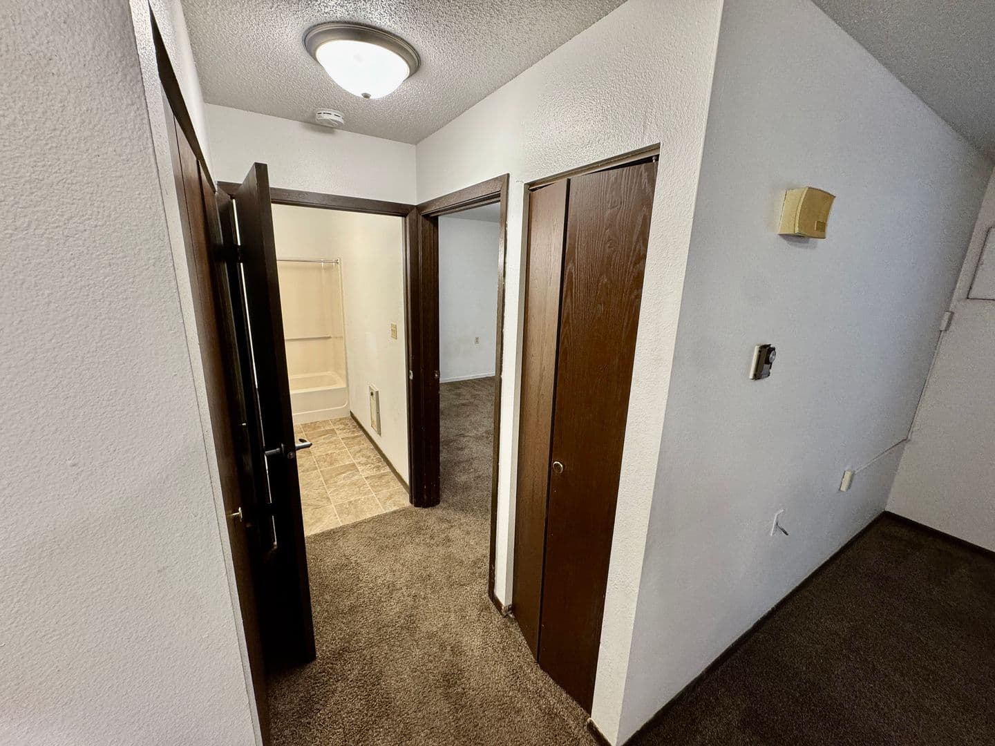 Storm Lake Apartment: 601 W 9th Street