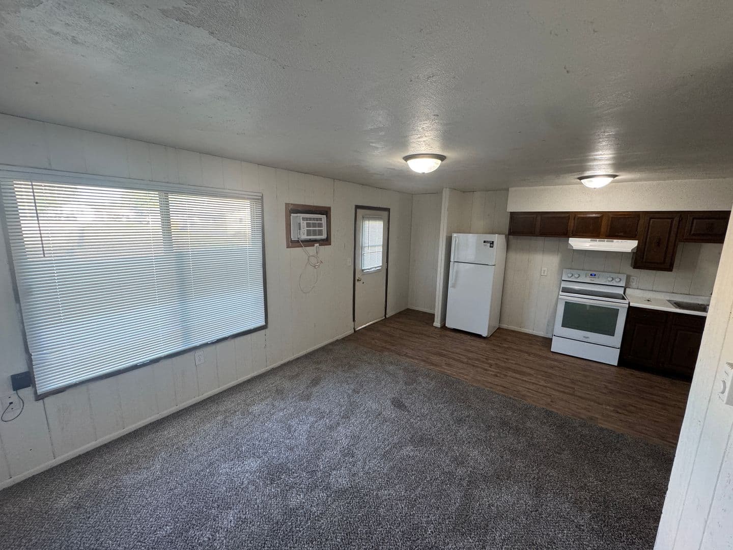Sheldon Apartment: 405 Pine Street