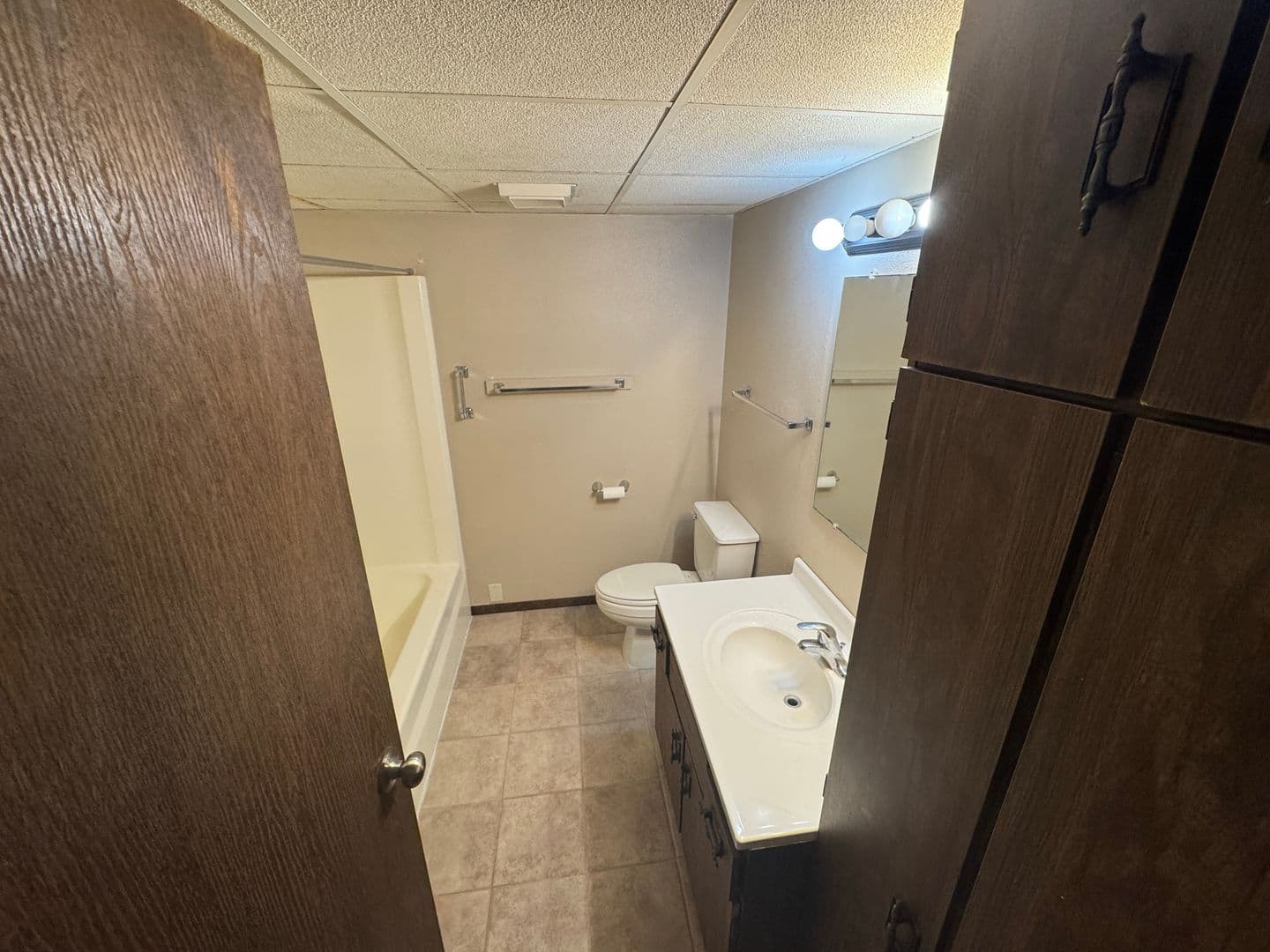 Rock Rapids Apartment: 905 1st Avenue