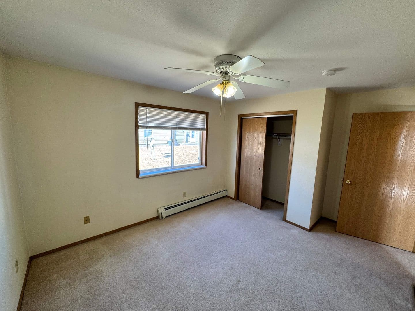 Boone Apartment: 115 1st Street