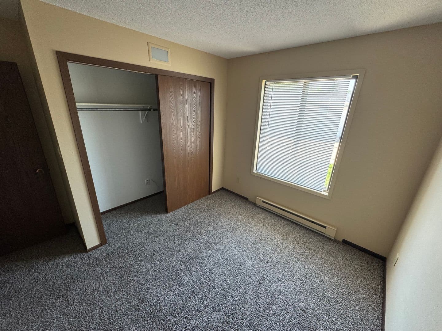 Jefferson Apartment: 1310 Westwood Drive