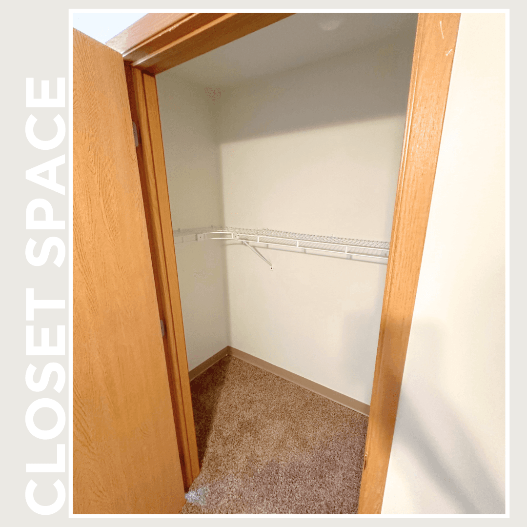 Des Moines Apartment: 7500 Meadowlands Drive