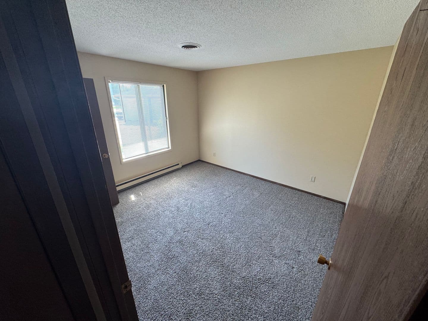 Jefferson Apartment: 1310 Westwood Drive