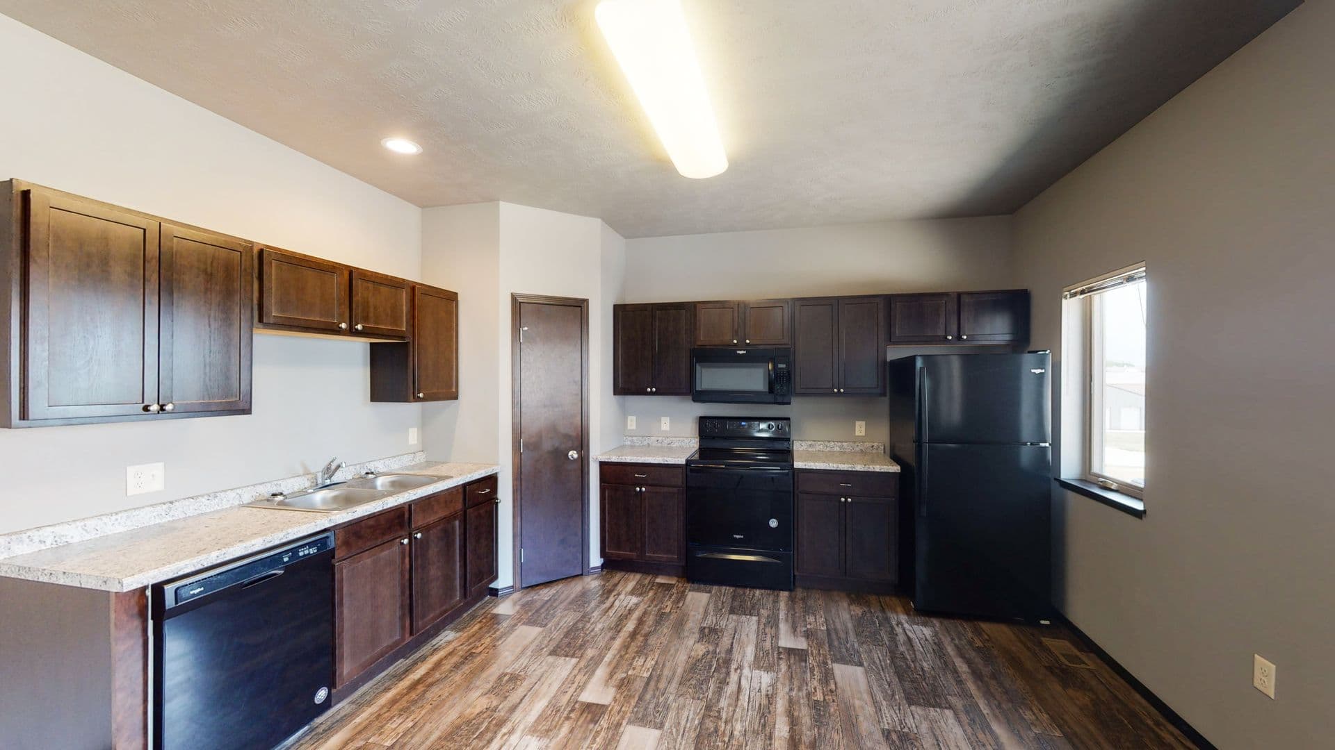 Orange City Apartment: 701 15th Street SE