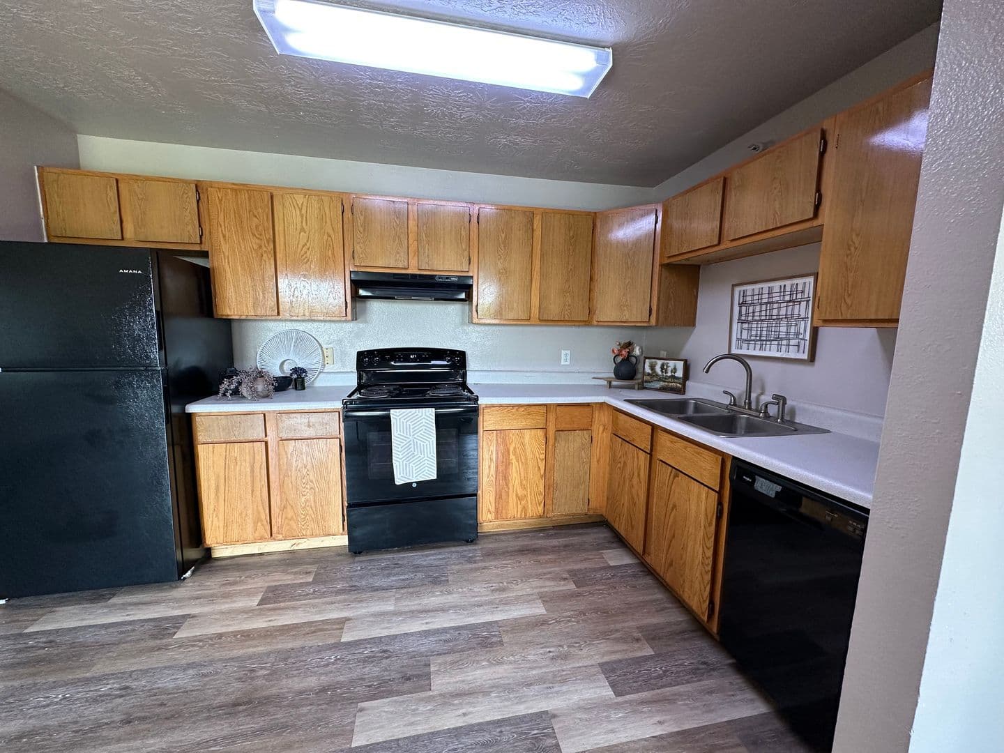 Storm Lake Apartment: 1405 Seneca Street