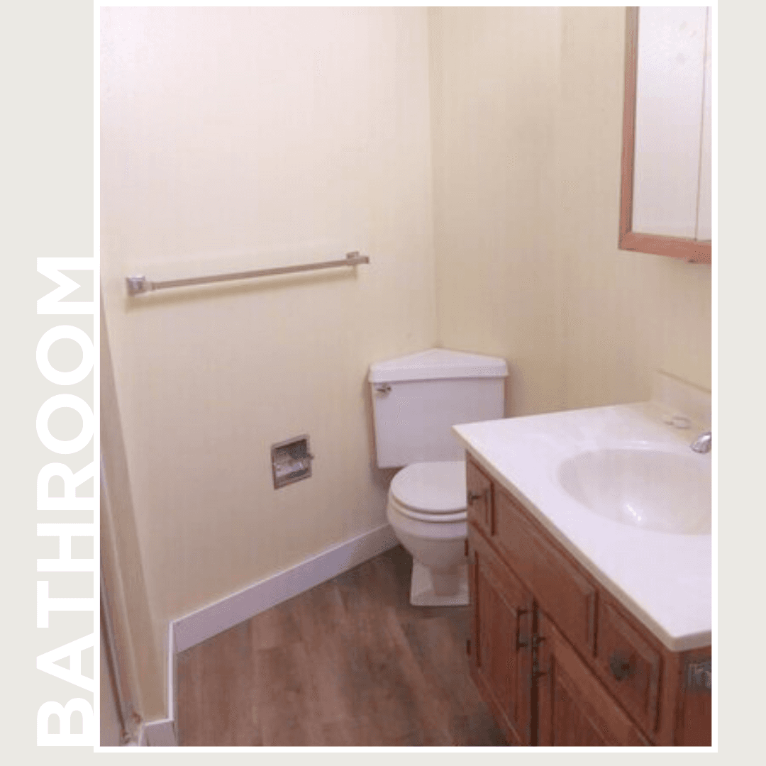 Story City Apartment: 804 /816 Roosevelt Street