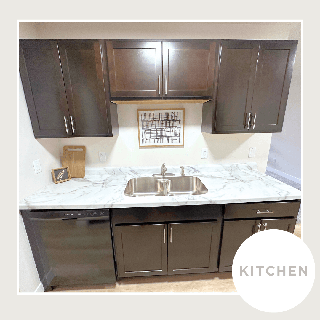 Sioux Falls Apartment: 500 S Kiwanis Ave