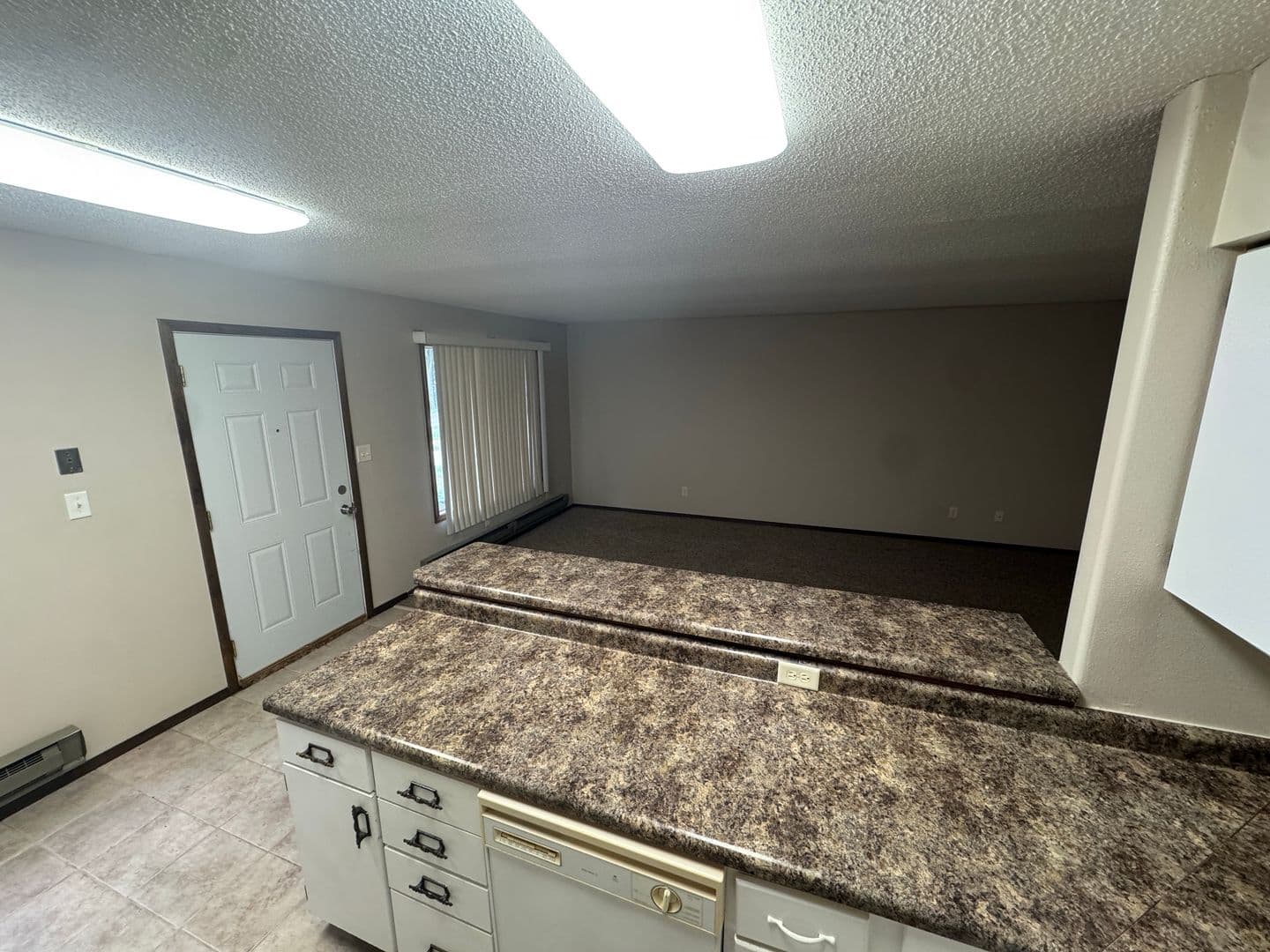 Rock Rapids Apartment: 905 1st Avenue