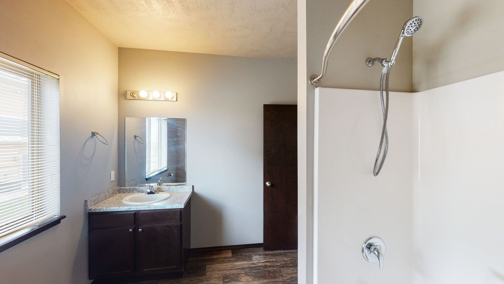 Orange City Apartment: 701 15th Street SE