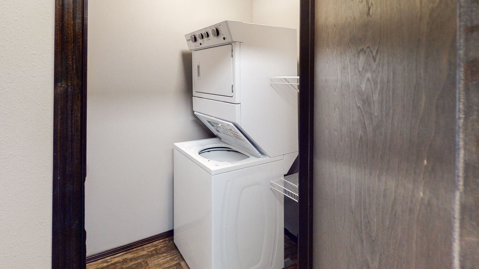 Orange City Apartment: 701 15th Street SE