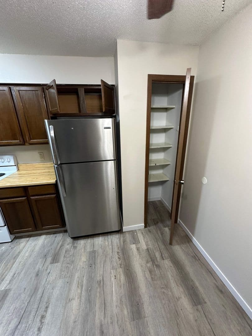 Boone Apartment: 724 7th Street