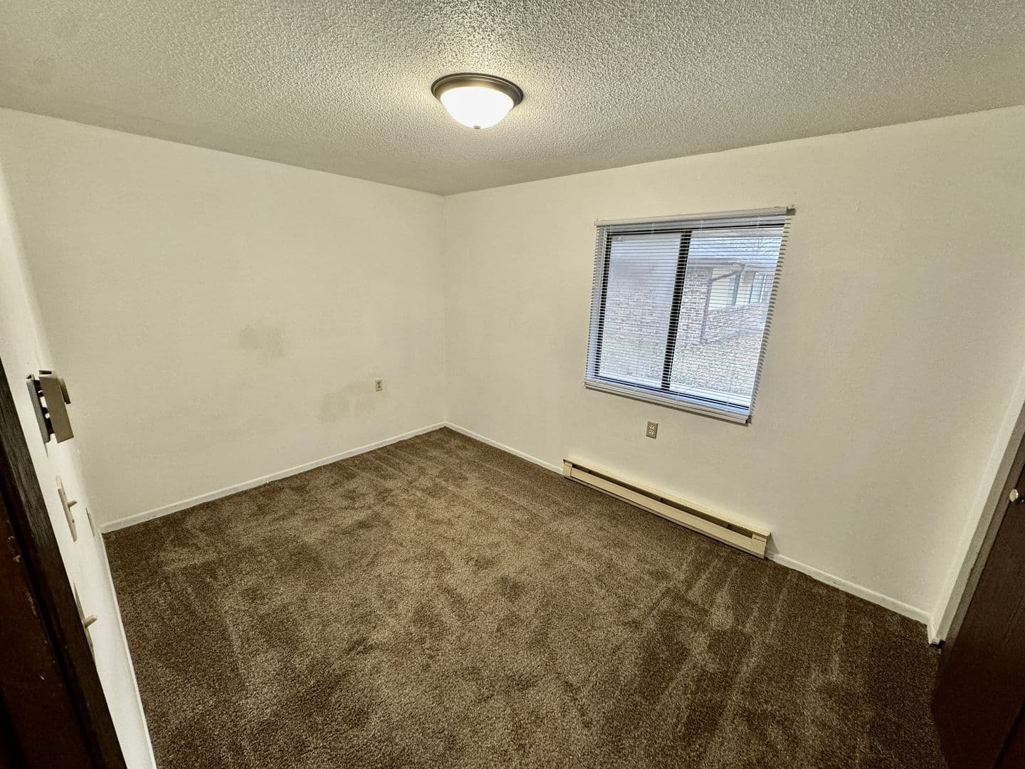 Storm Lake Apartment: 601 W 9th Street