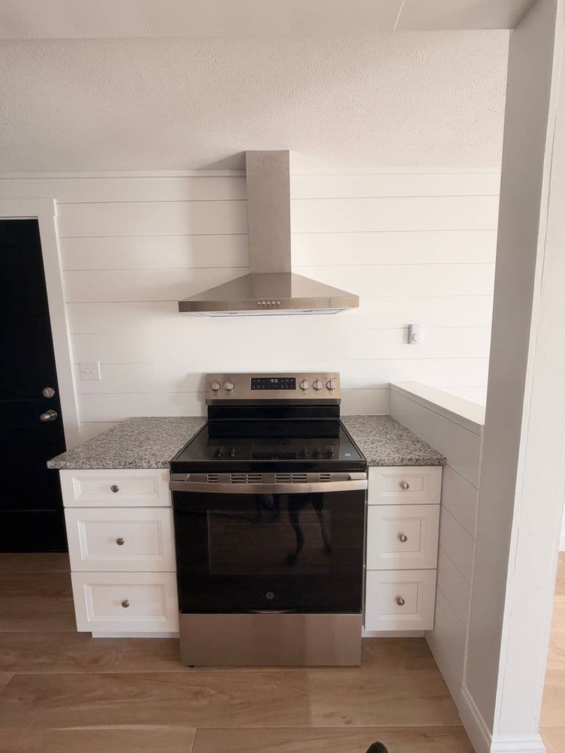 Hampton Apartment: 753 Ocean Boulevard