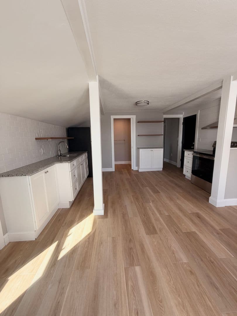 Hampton Apartment: 753 Ocean Boulevard