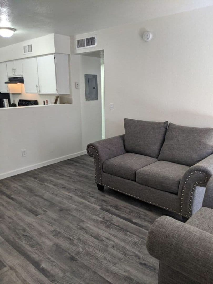 Tucson Apartment: 5950 S Park Ave
