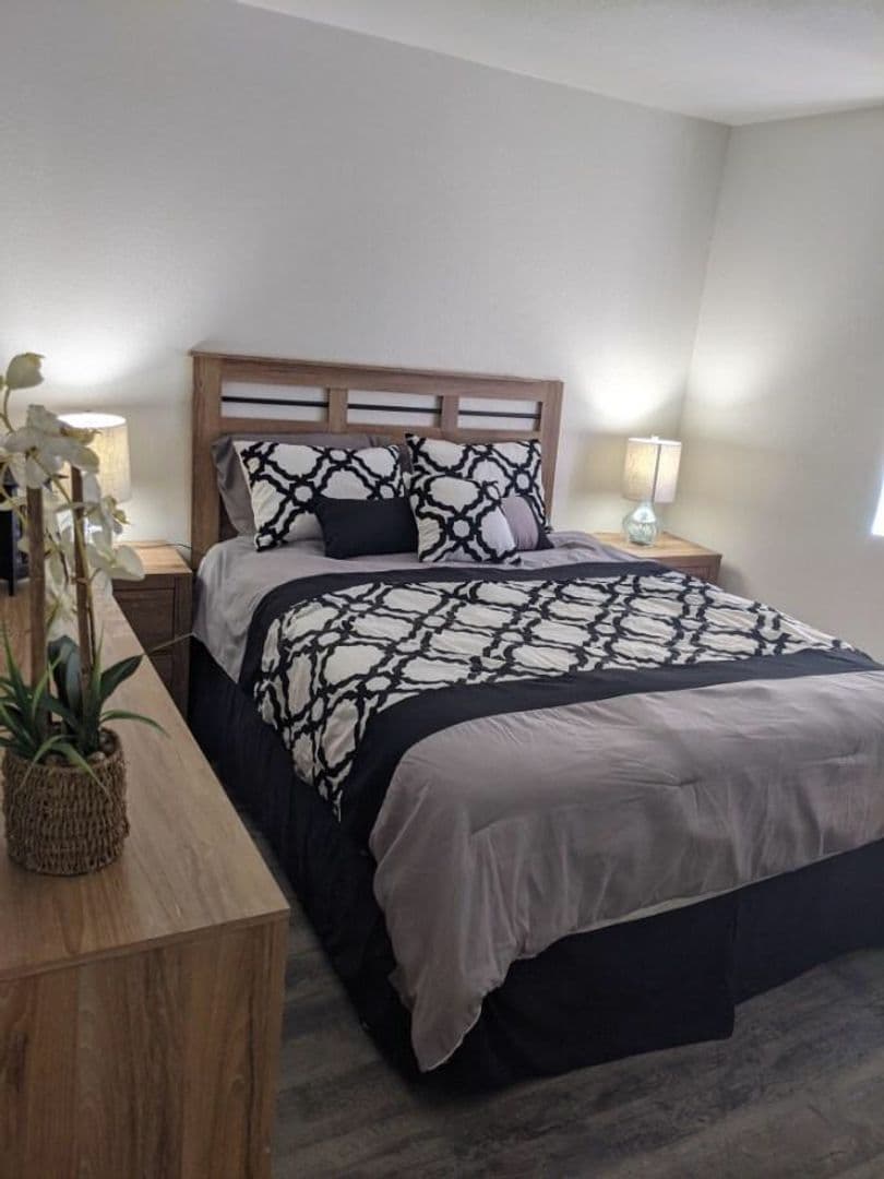 Tucson Apartment: 5950 S Park Ave