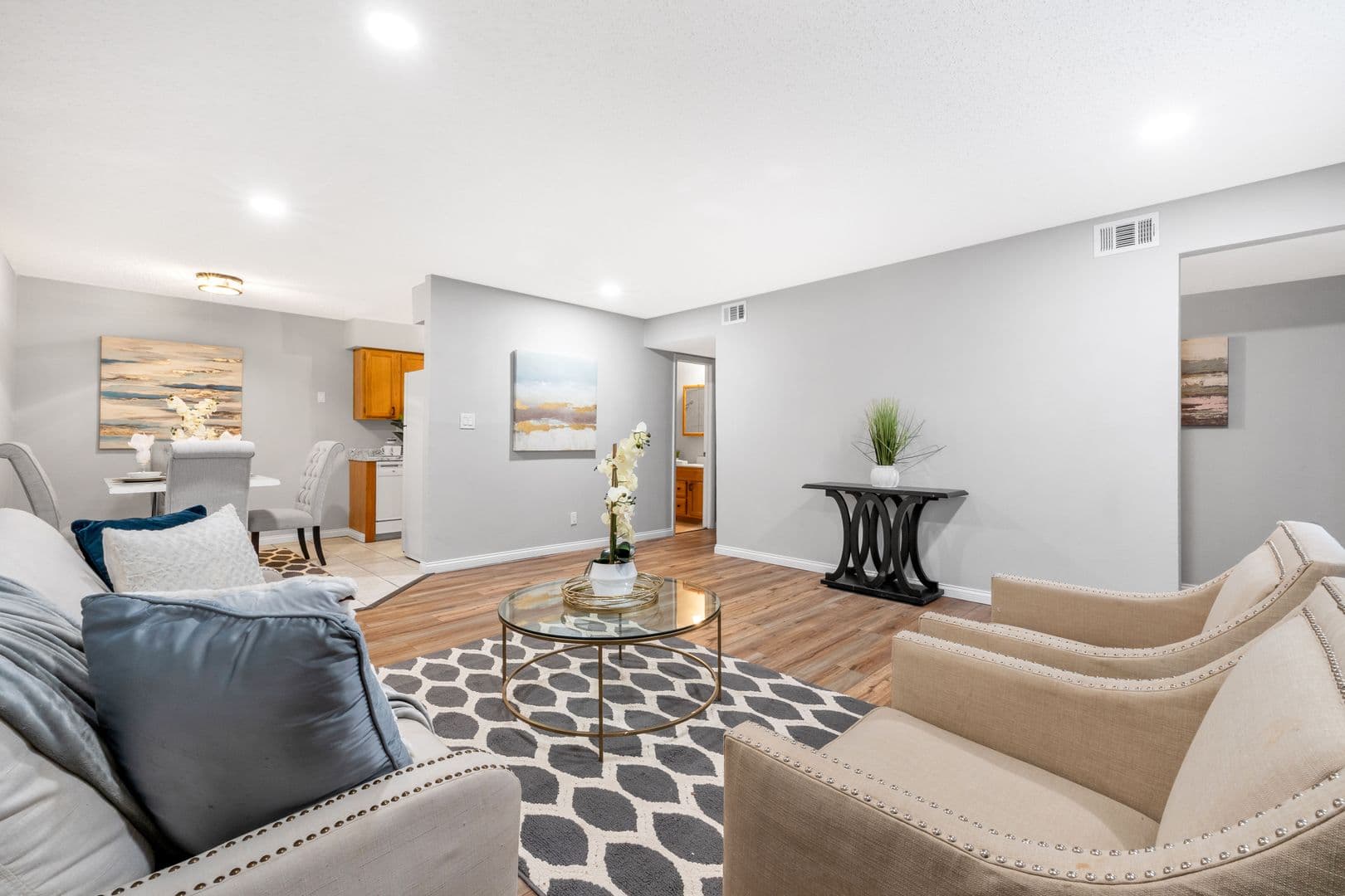 Rogers Apartment: 1918 9th St.