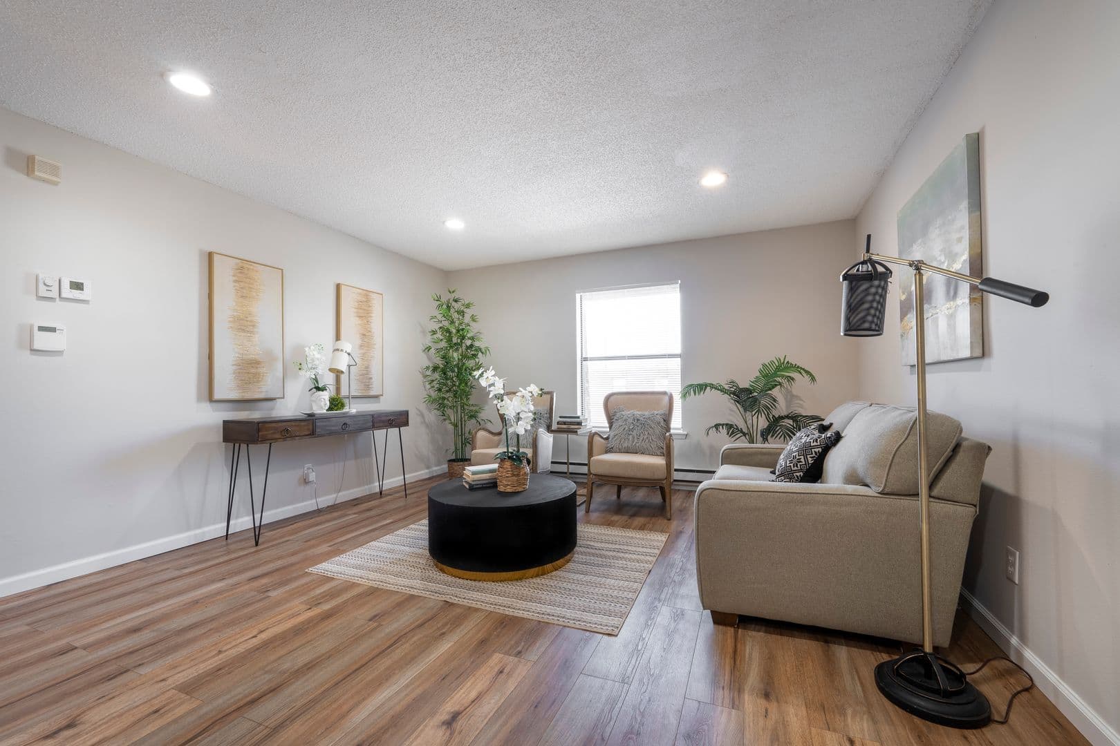 Rogers Apartment: 1918 9th St.