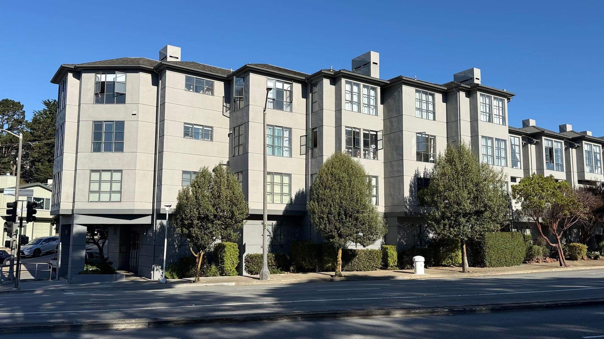 San Francisco Condo: 298 Portola Drive Apt. 203