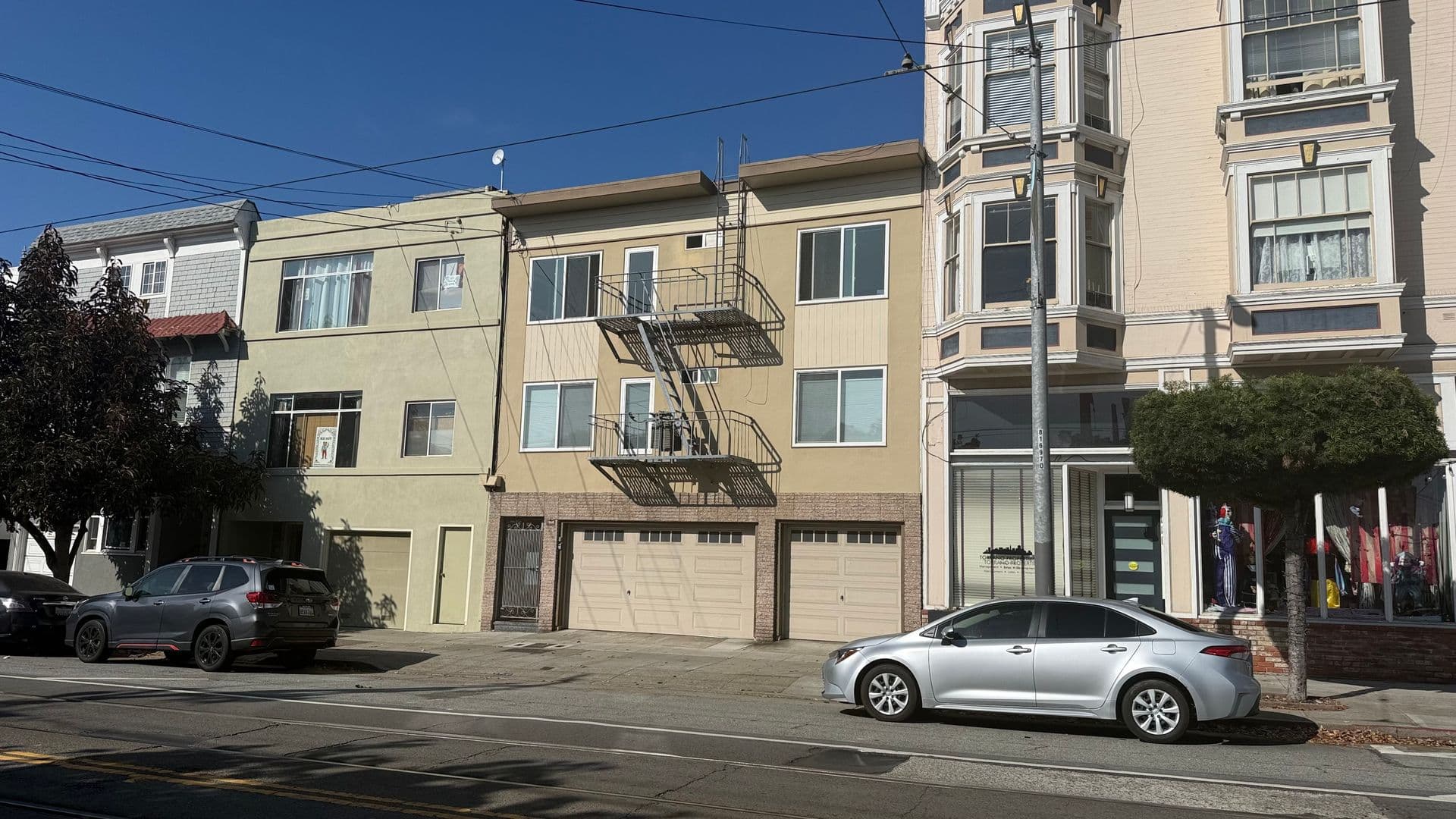 San Francisco Condo: 1604 Church St. #4
