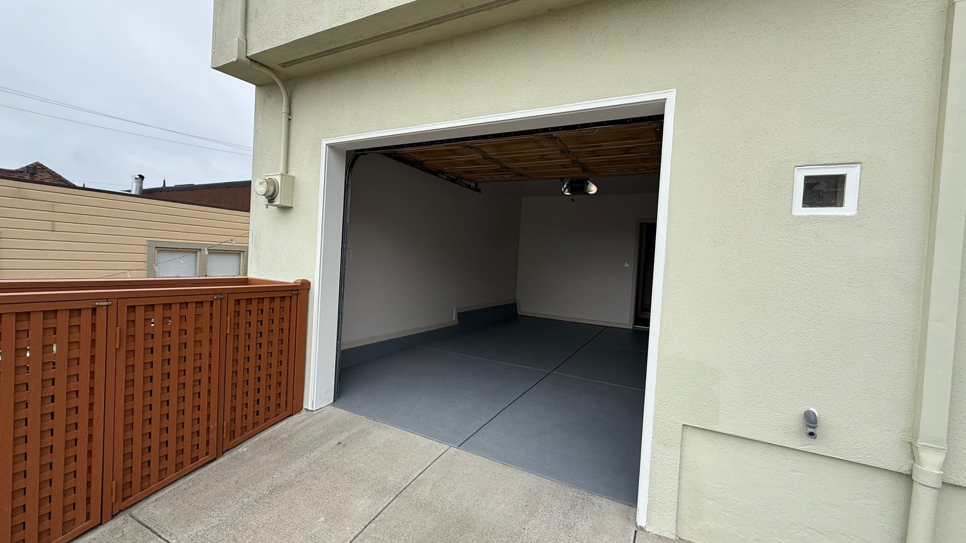 San Francisco House: 726 Sargent St.,