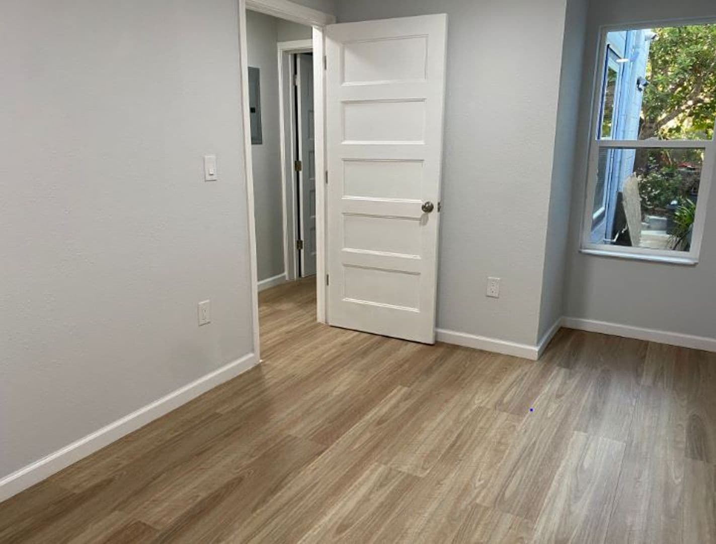 San Francisco House: 1564 Underwood Ave