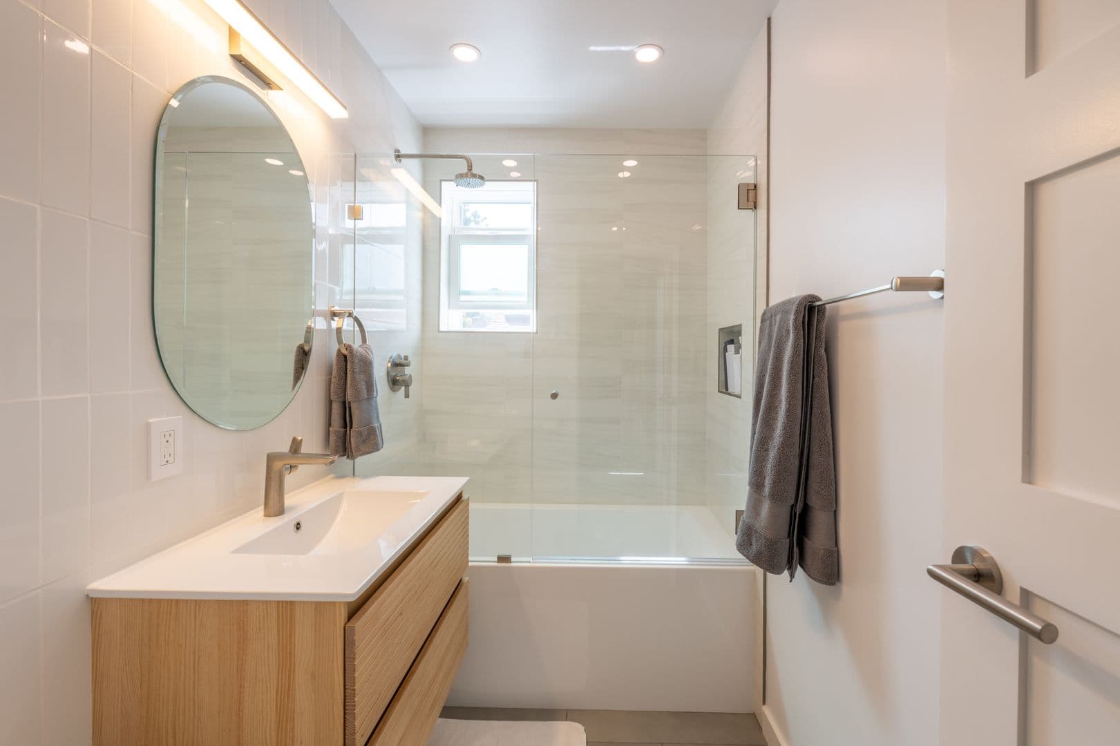 San Francisco Condo: 1604 Church St. #4