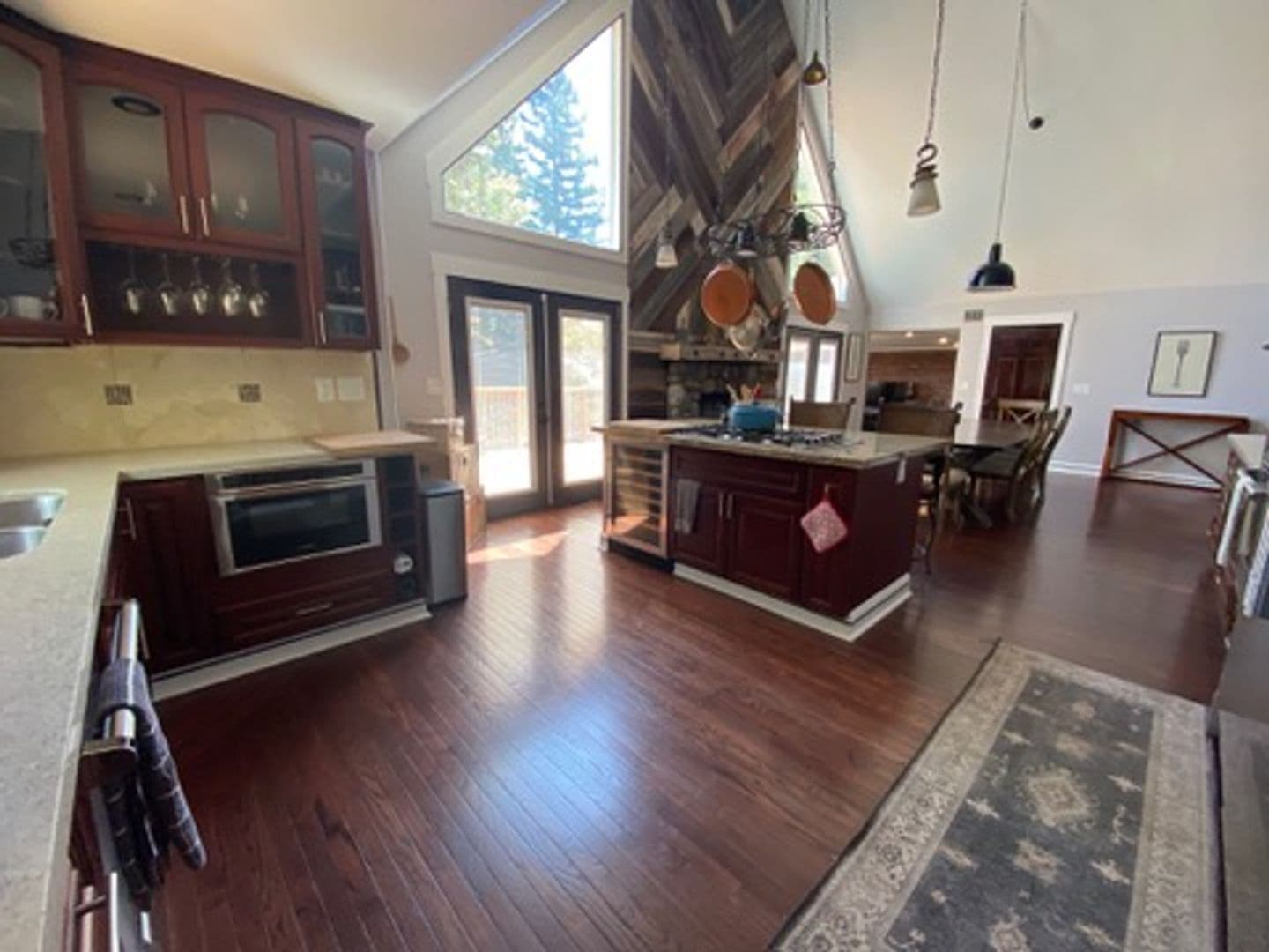 Napa House: 126 Ridgecrest Dr