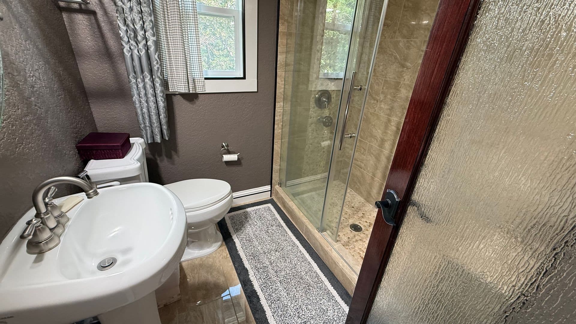 Napa House: 126 Ridgecrest Dr