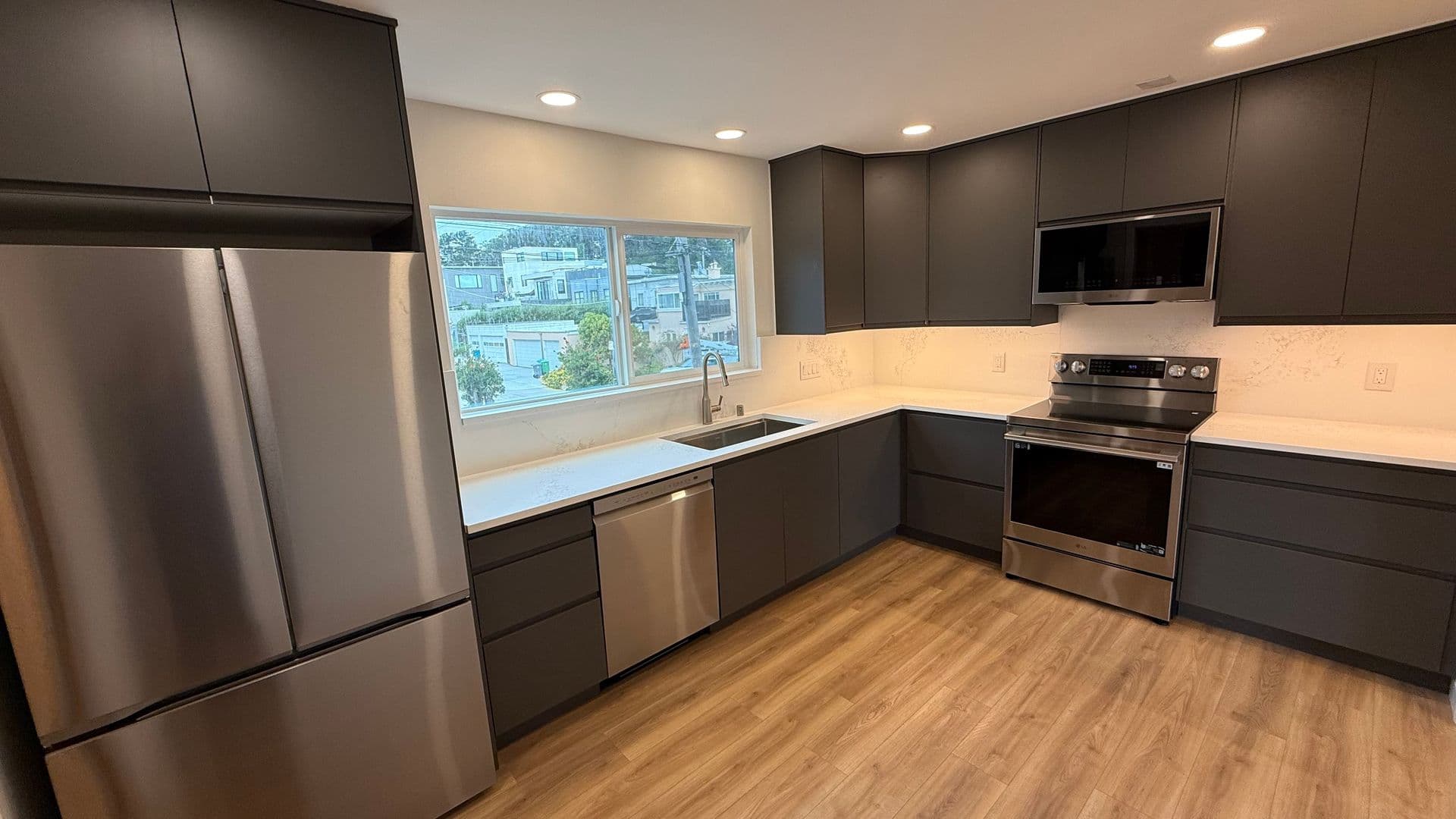 San Francisco House: 426 36th Avenue
