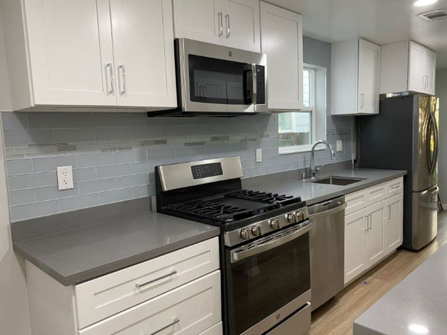San Francisco House: 1564 Underwood Ave