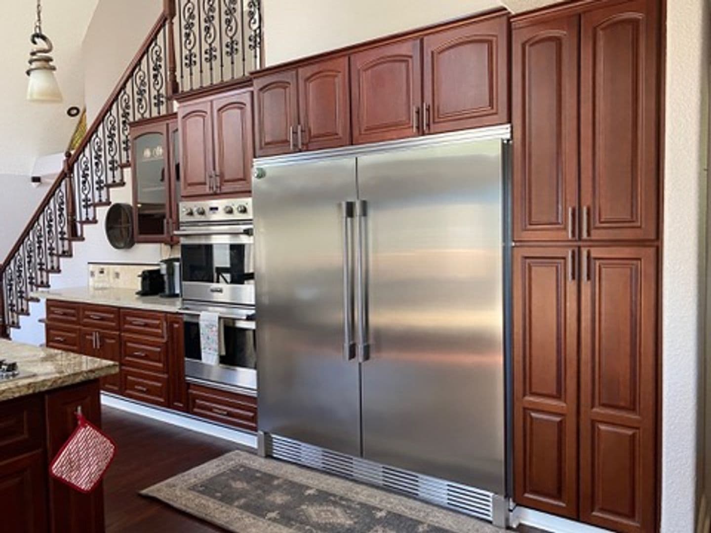 Napa House: 126 Ridgecrest Dr