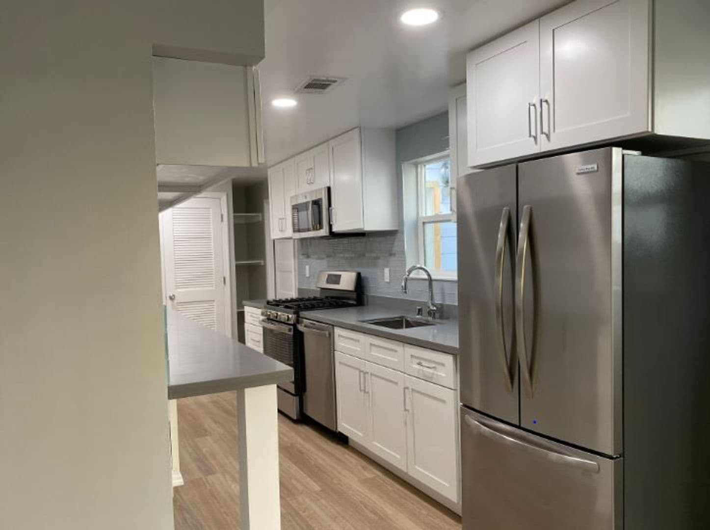 San Francisco House: 1564 Underwood Ave