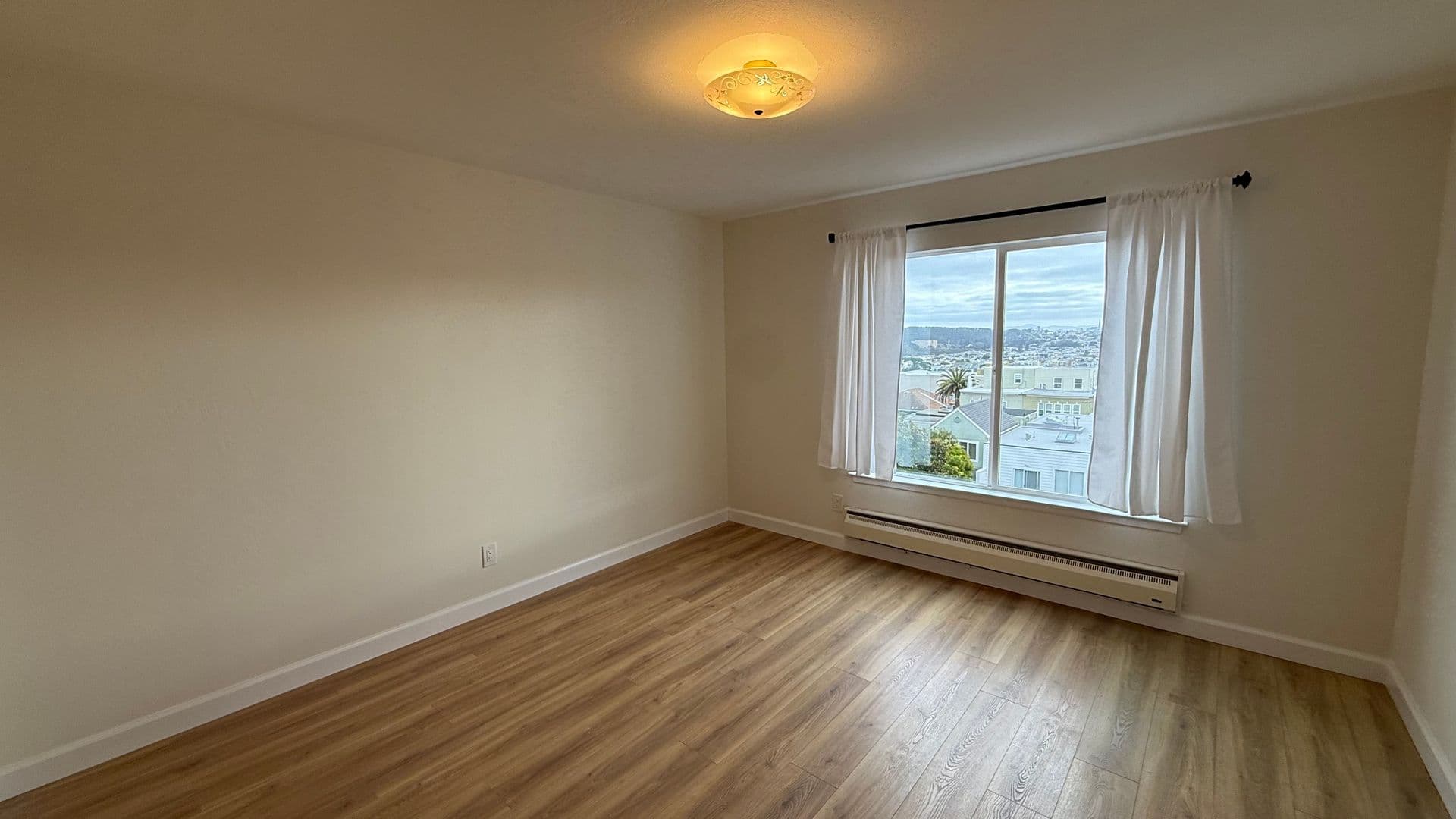 San Francisco House: 426 36th Avenue