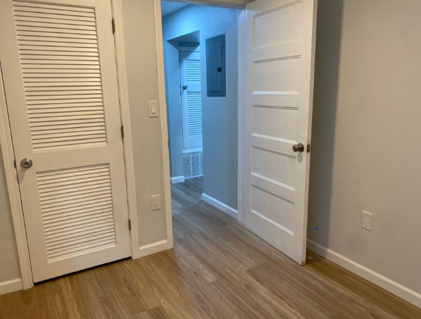 San Francisco House: 1564 Underwood Ave