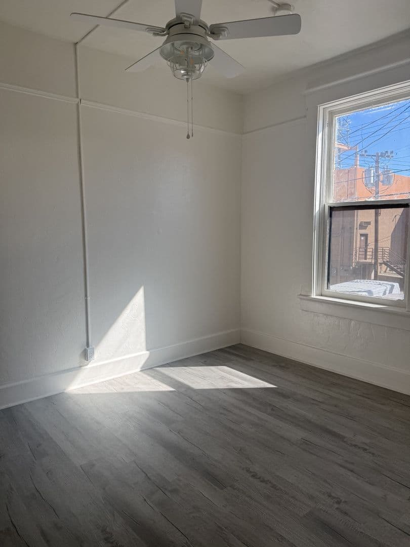 Prescott Apartment: 123-135 N Cortez St