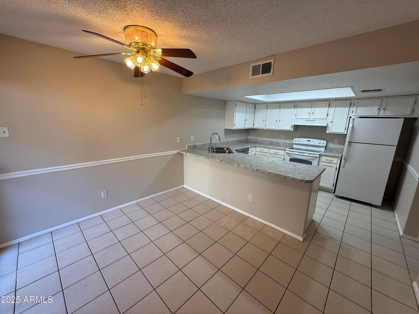 Phoenix House: 4545 N 67th Ave Unit 1433
