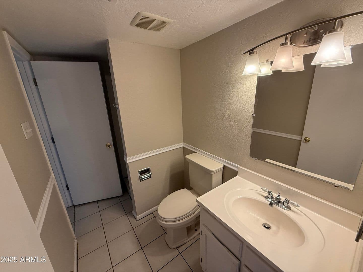 Phoenix House: 4545 N 67th Ave Unit 1433