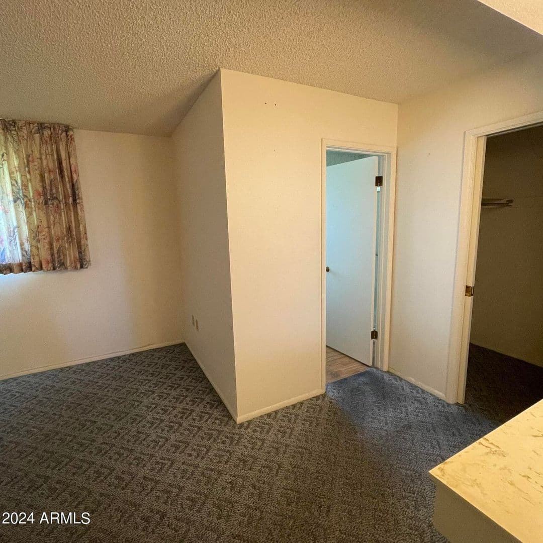 Sun City Apartment: 10524 W Saratoga Cir