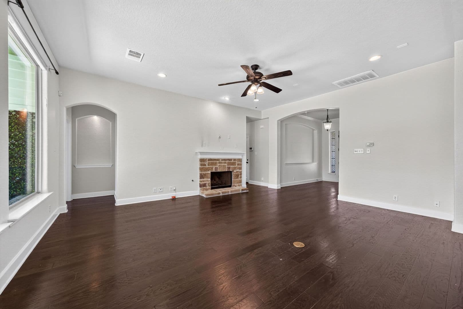 Boerne House: 219 Woods of Boerne Blvd