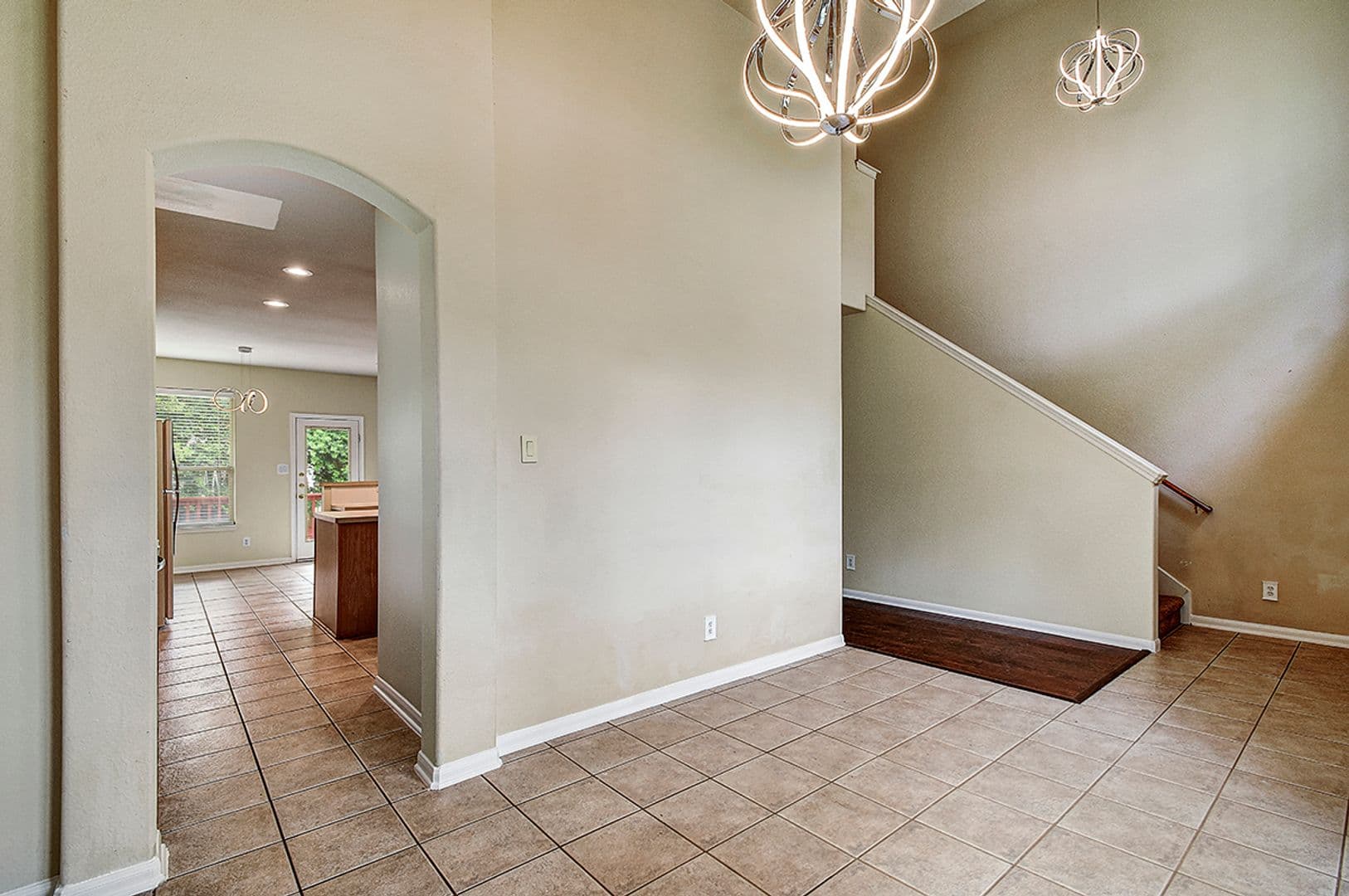 San Antonio House: 25210 Battle Lk