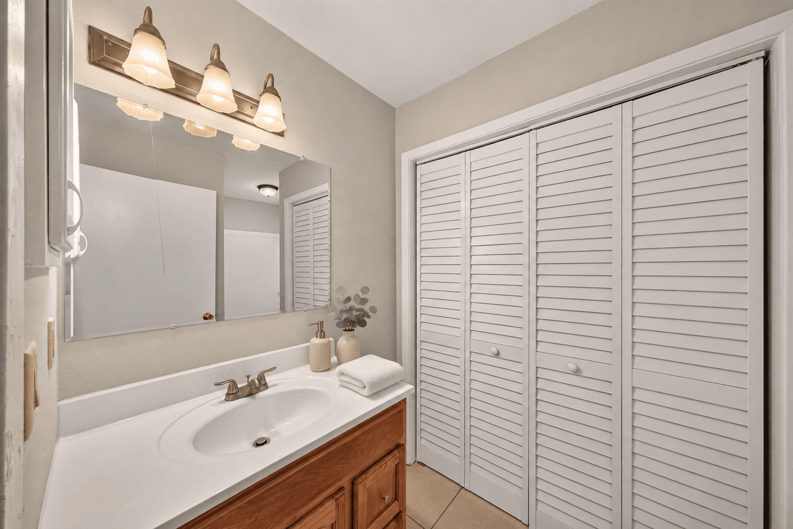 San Antonio House: 4119 Medical Drive