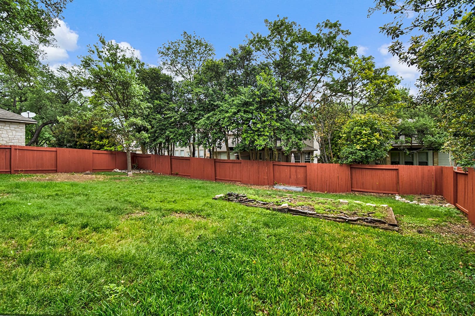 San Antonio House: 25210 Battle Lk