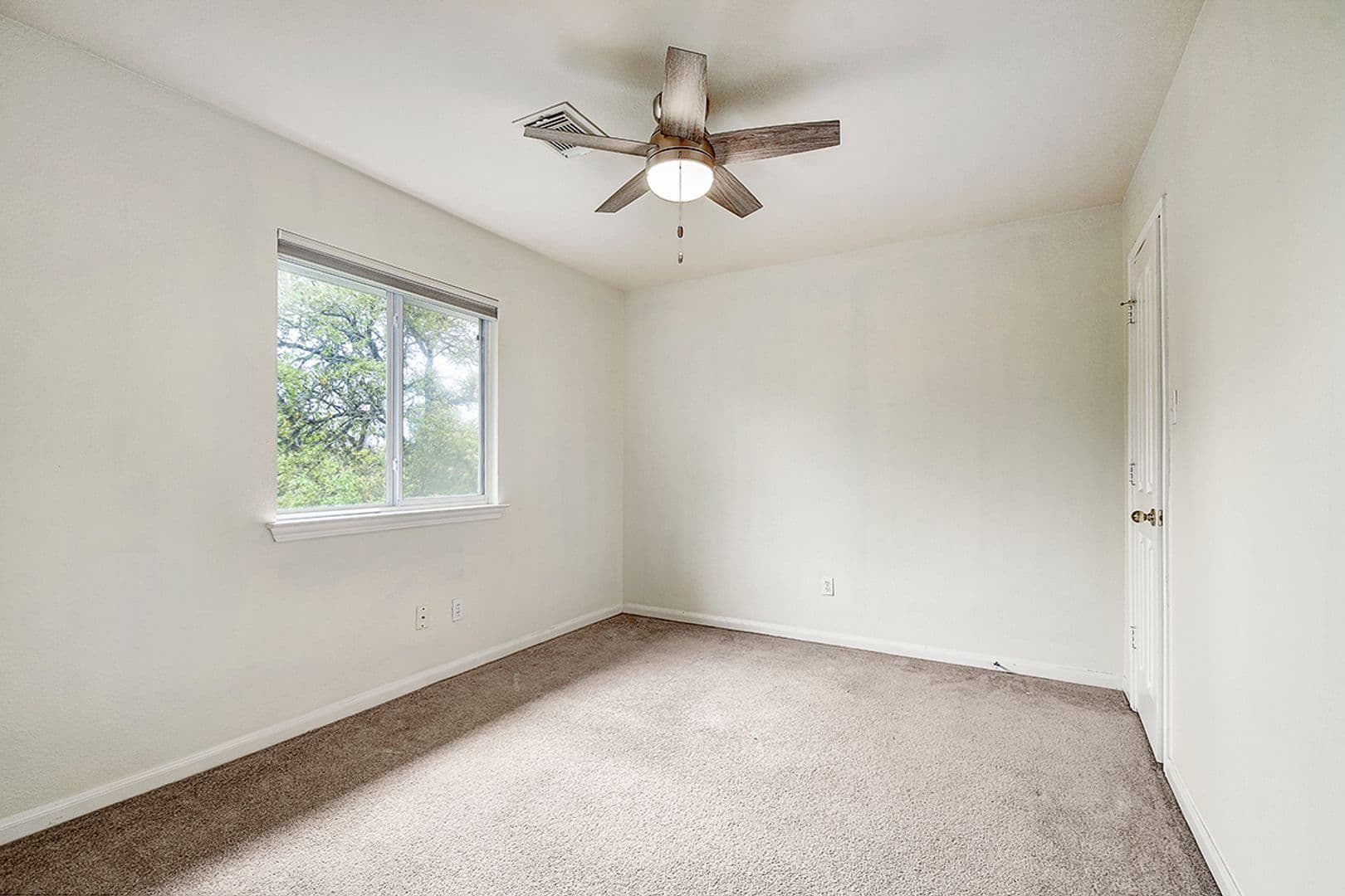 San Antonio House: 25210 Battle Lk
