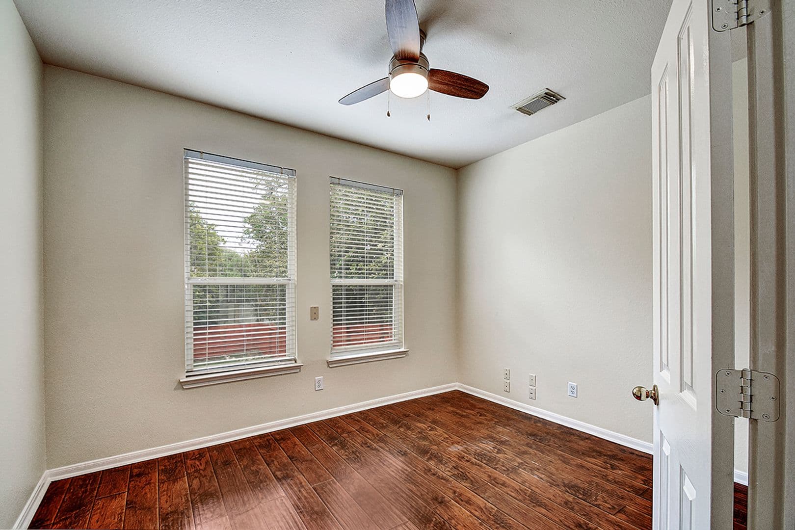 San Antonio House: 25210 Battle Lk