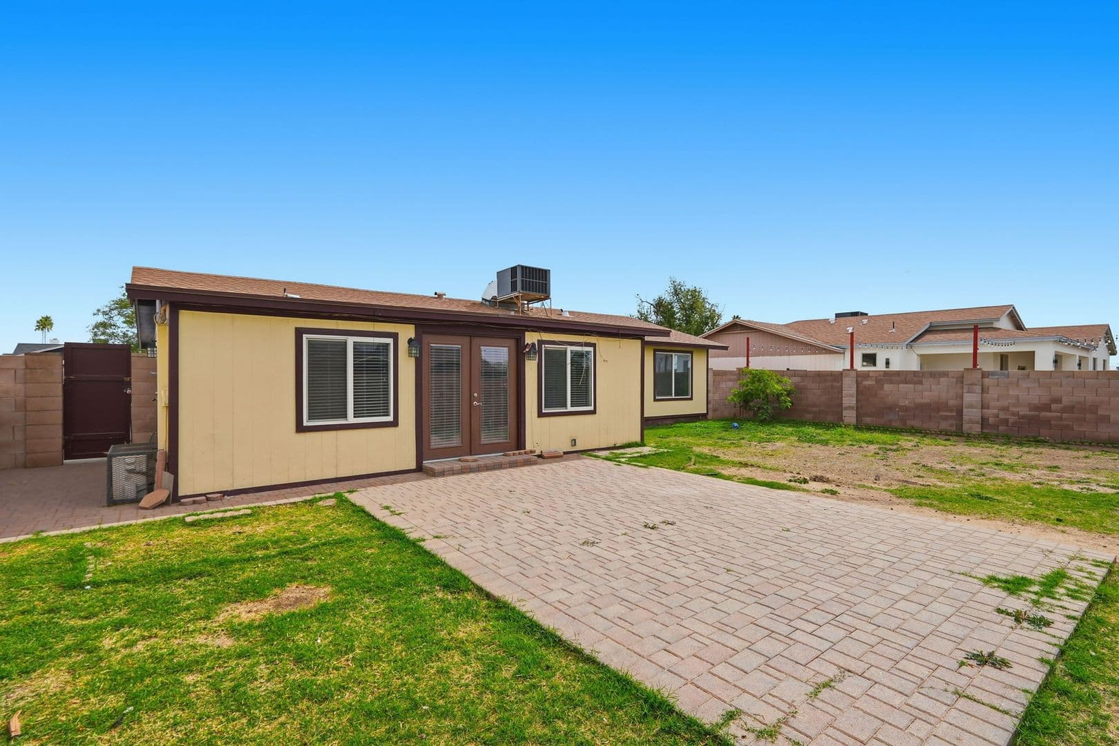Phoenix House: 2934 N 79th Ln