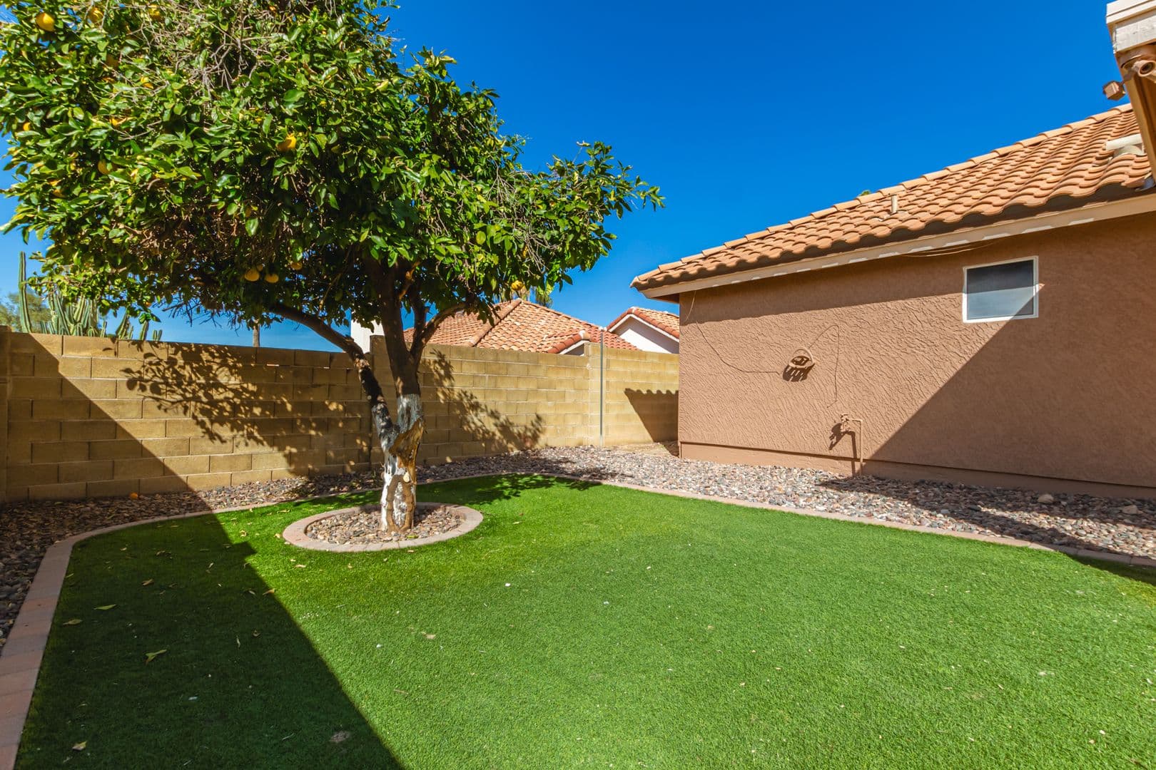 Mesa House: 6601 E Presidio St
