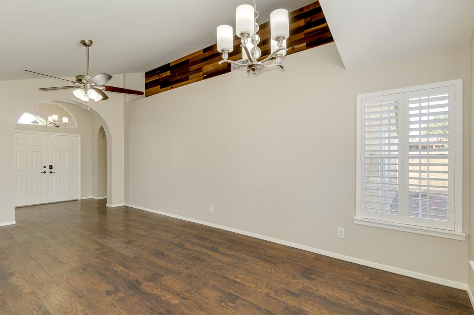 Gilbert House: 4314 E Juanita Ave