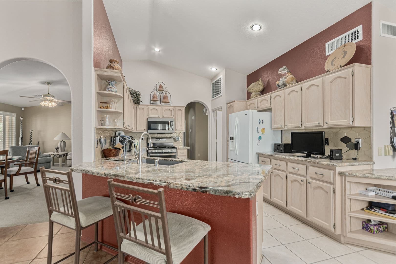 Sun Lakes House: 23903 S Sunvista Dr